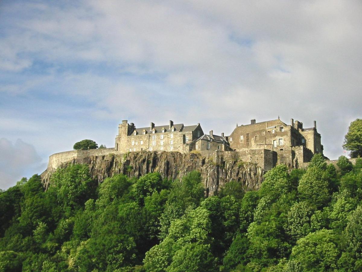 Harviestoun House Villa Dollar Bagian luar foto