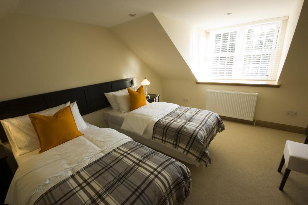 Harviestoun House Villa Dollar Bagian luar foto