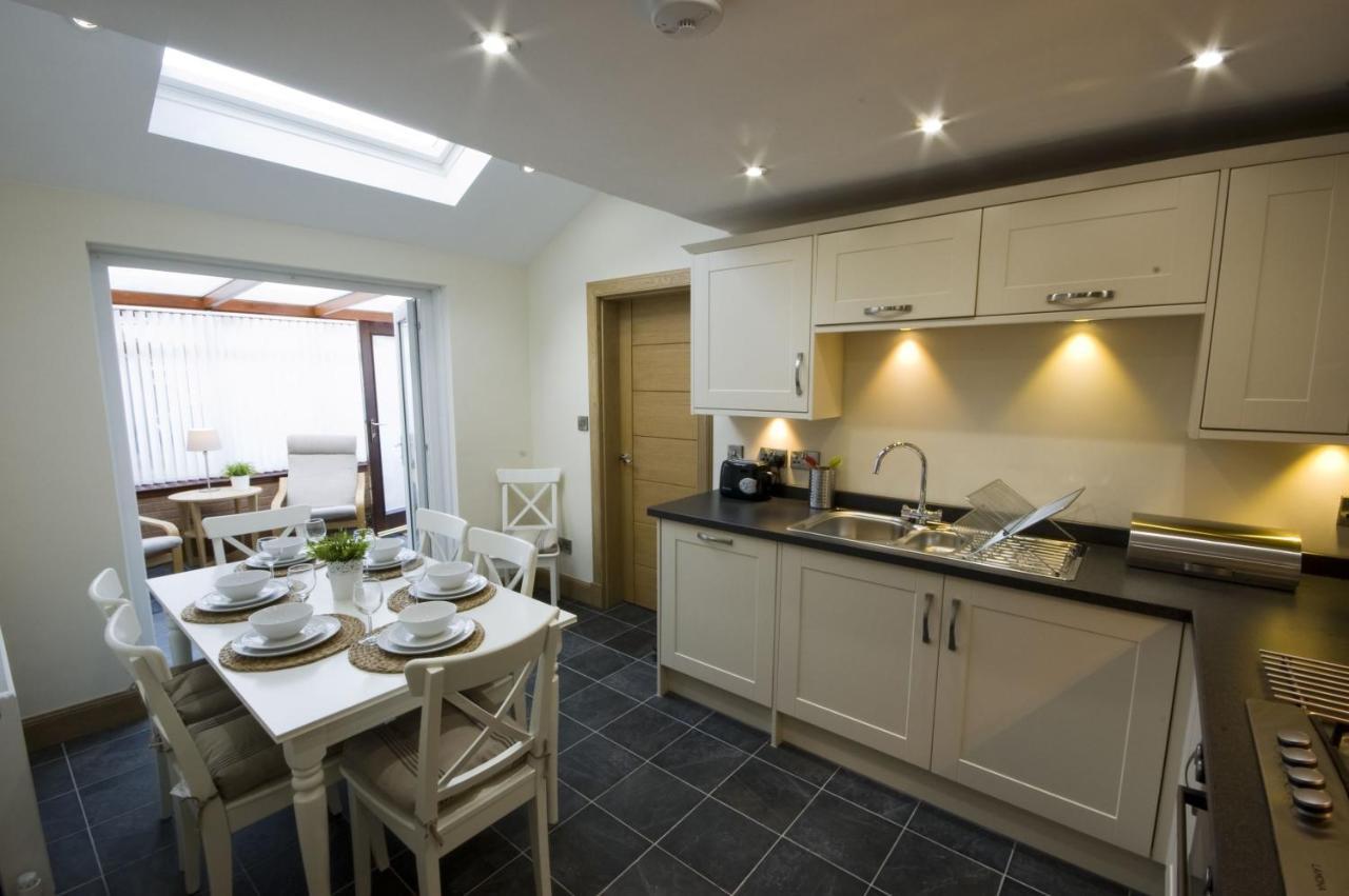 Harviestoun House Villa Dollar Bagian luar foto