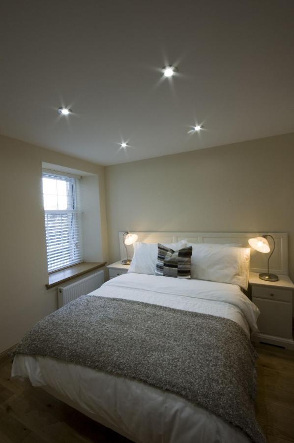 Harviestoun House Villa Dollar Bagian luar foto